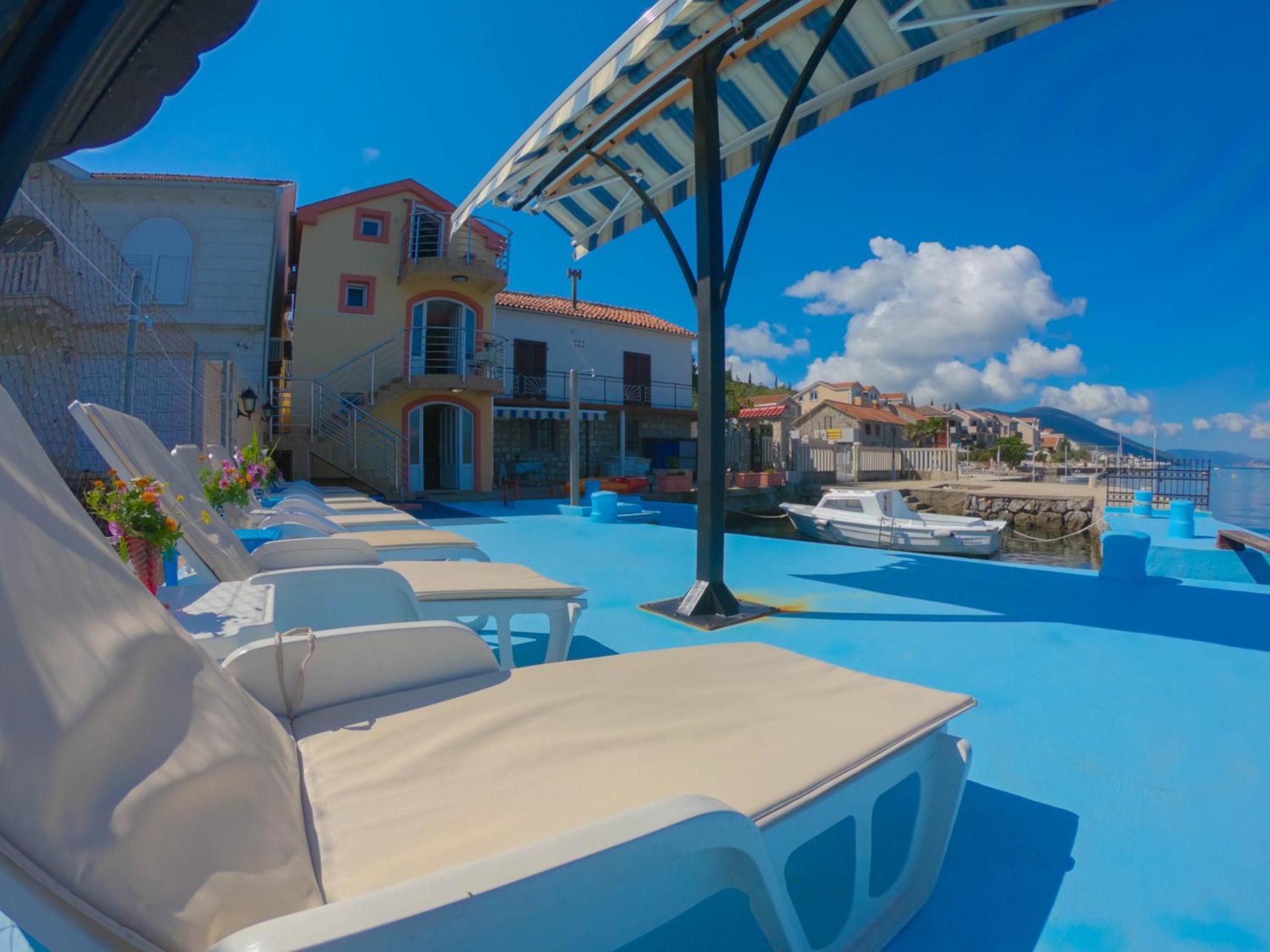 Porto Del Sole Apartments 티바트 외부 사진